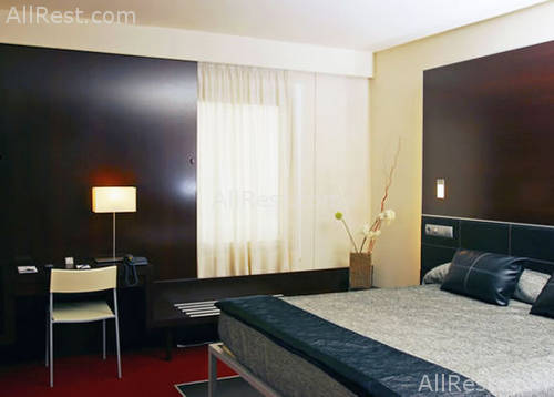 Tryp Ceuta 2